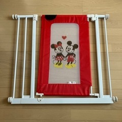 【お譲り先決定】ディズニー　ベビーゲート