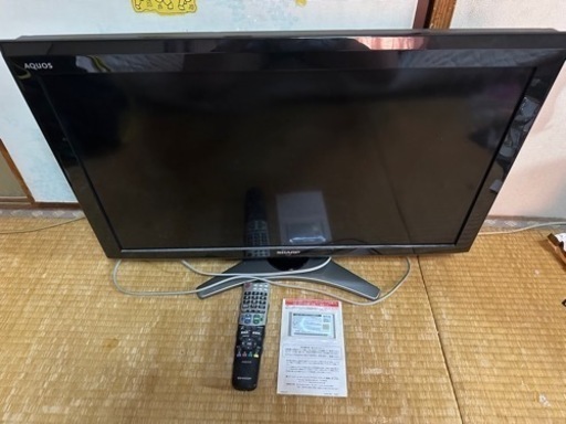 32型 液晶カラーテレビ