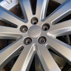 スバル　フォレスター　純正ホイール　タイヤ