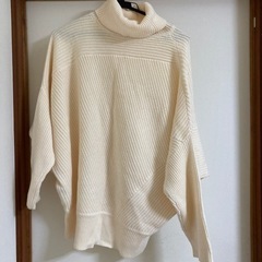 アメリカンホリック　白セーター