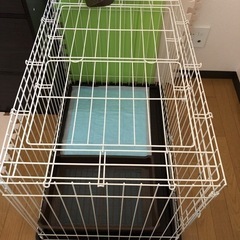 【ネット決済】犬猫用ゲージとトイレ2つとえさ箱