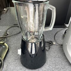 ブラウン パワーブレンド3 ブレンダー [1.25L ジューサー スムージー ミキサー 氷も砕ける 果物 野菜 操作簡単 高速回転] JB3060BK ブラック