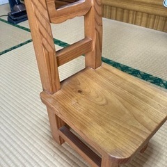 幼児用　木製椅子