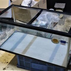 中古 美品１２０×４５×ｈ４５ガラス水槽 edneyquaresma.com