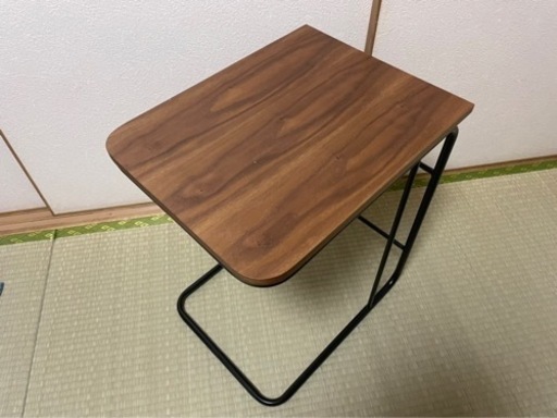 サイドテーブル ニトリ 府中市