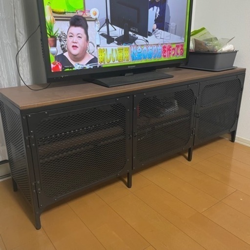 IKEA テレビ台 フィエルボ