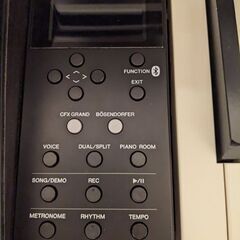 YAMAHA CLP-675　2019年製電子ピアノ