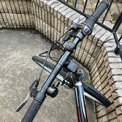 クロスバイク　SPEAR(スぺア) 自転車 タイヤサイズ700C フェンダー付 LEDライト&ケーブルロックセット 6速シフター SPC-70063…