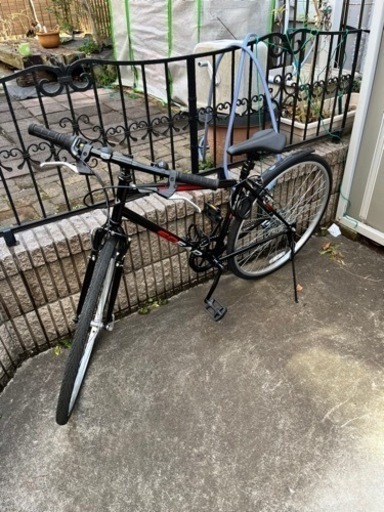 クロスバイク　SPEAR(スぺア) 自転車 タイヤサイズ700C フェンダー付 LEDライト\u0026ケーブルロックセット 6速シフター SPC-70063…