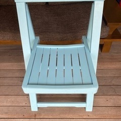 木製の折り畳み椅子