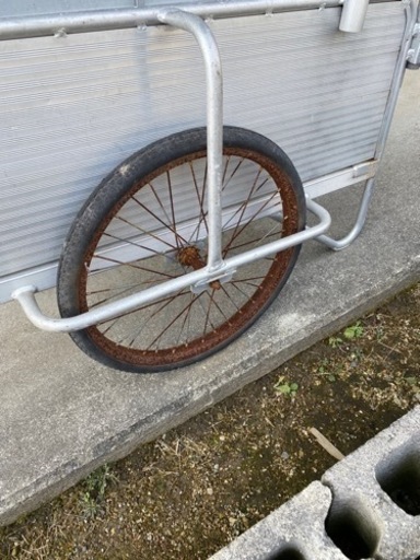 リヤーカーをお譲りします。