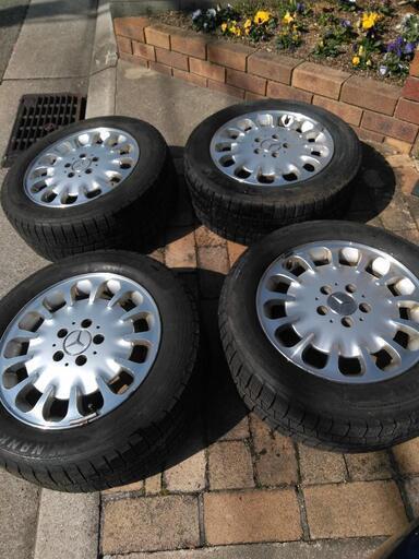 メルセデス・ベンツ w212 純正アルミホイール タイヤセット 中古 4本 メルセデス・ベンツ w212 純正アルミホイール タイヤセット 中古 4本