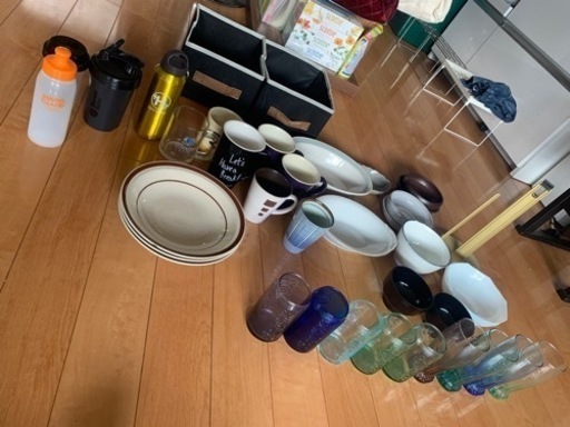 グラス、皿、マグカップ、シェイカー！