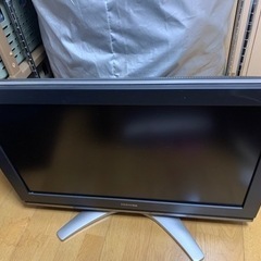 テレビ　レグザ  32型