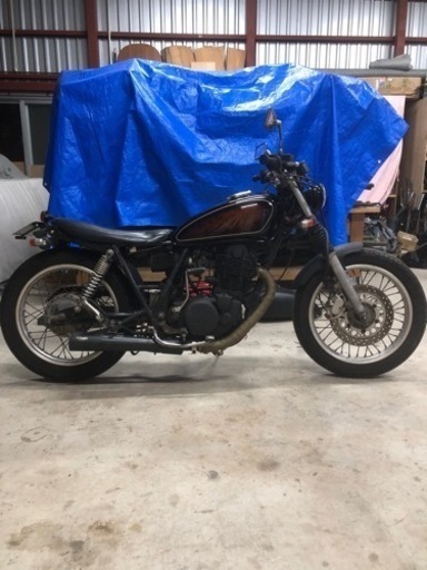 ヤマハ SR400