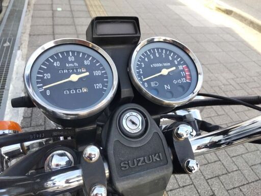 スズキ　ＧＮ１２５Ｈ　１２５ＣＣミッション車・バッテリー・Ｒタイヤ新品 スズキ GN125H 125CCミッション車・バッテリー・Rタイヤ新品
