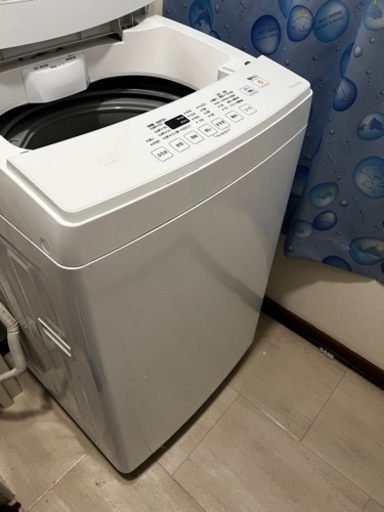 えっとですね全国一律料金でほぼ新品!!2023年製！(東京都送料無料！)アイリスオーヤマ洗濯機8kg