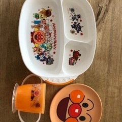 [取引中]アンパンマン食器セット