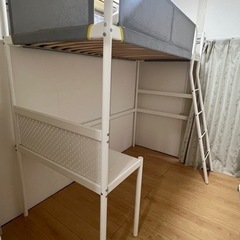 ロフトベッド（IKEA）
