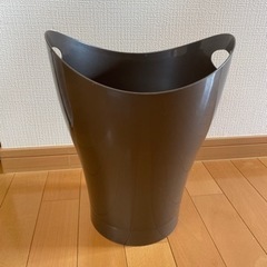 【0円】umbra (アンブラ) ゴミ箱 ブロンズ