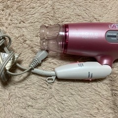 ドライヤー、ヘアアイロン