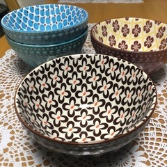 コストコ　Porcelain Bowls