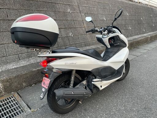 【売約済み】PCX JF28　令和8年自賠責つき　後部箱＆グリップヒーター 売約済み】PCX JF28 令和8年自賠責つき 後部箱＆グリップヒーター PCX