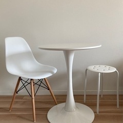 ホワイト丸いテーブル、椅子セット