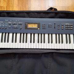 美品】シンセサイザーKORG N5 ソフトケースつき
