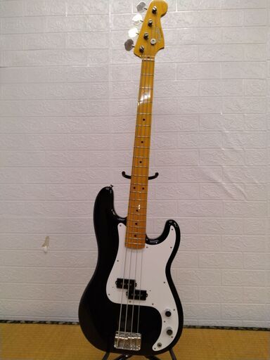 Fender Japan PRECISION BASS P047743【ソフトケース付】