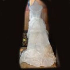 天使の工房 アトリエアン ウエディングドレス オーダードレス ホワイト 純白 袖なし ベール レース 薔薇