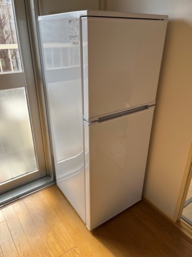 2ドア小型冷凍冷蔵庫　容量139L 美品