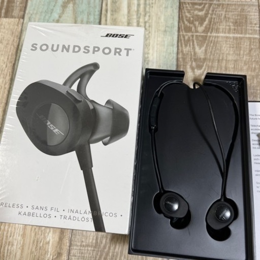只今お取引中　BOSE サウンドスポーツ　イヤホン　箱　付属品　説明書有り