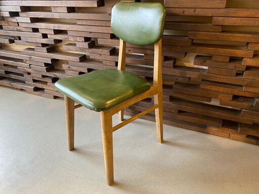 宇都宮でオシャレな家具を探すなら『オトワリバース！』チェア 椅子 グリーン ダイニングチェア 中古品