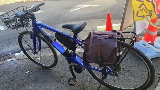 【美品】【防犯登録可能】Panasonic パナソニック　電動自転車　BE-ELHC339　ブルー　2020年モデル　自転車　クロスバイク