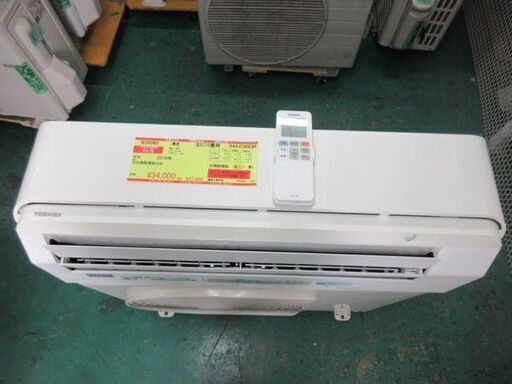 K04080　東芝　中古エアコン　主に10畳用　冷房能力　2.8KW ／ 暖房能力　3.6KW