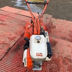 クボタ耕運機TA6-S中古6.2馬力、ハンドル正、逆位置調整可、動作確認済み クボタ耕運機TA6-S中古6.2馬力、ハンドル正、逆位置調整可、動作確認済み