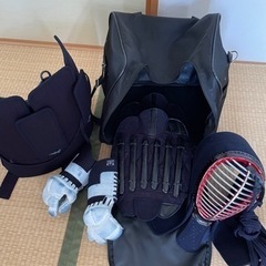 中高生長刀と防具一式 中高生長刀と防具一式