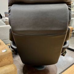 【トレファク熊谷駅前店】カリモク オットマン付きチェアーのご紹介です！