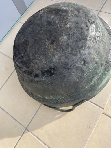 古い 大きな鍋 銅製 炊き出し 大鍋 かまど 竈門 囲炉裏