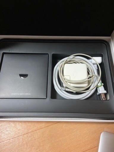 引取り限定。MacBook Air 11インチ