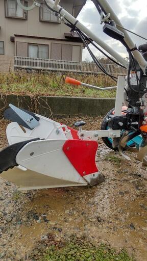 使用期間1年未満！各アタッチメント付き★クボタ　管理機 使用期間1年未満！各アタッチメント付き☆クボタ 管理機