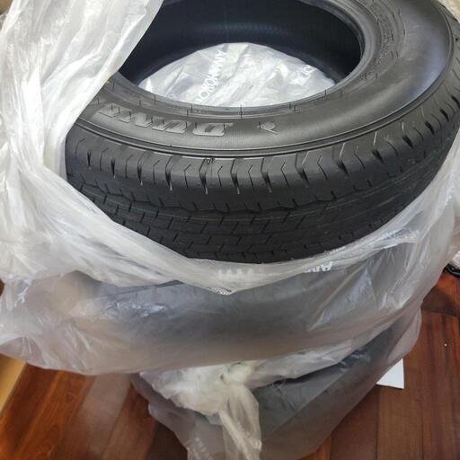 ハイエースバン 純正タイヤ 新車外し195/80R15 | w2-worldbuffet.co.uk