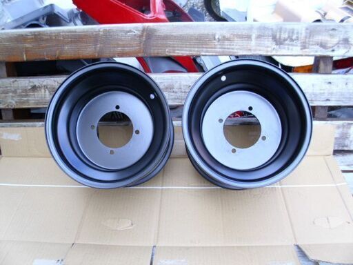 【購入済み！】ジャイロ・モンキー3輪等に！10インチ8J　4穴　ワイドアルミホイル　美品中古品◆彦根市～ 購入済み！】ジャイロ・モンキー3輪・トライク等に！10インチ8J 4穴