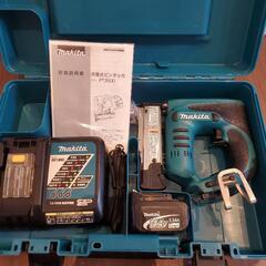 値下げしました。マキタ 14.4V充電式ピンタッカ