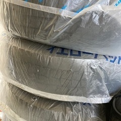 スタッドレスタイヤ　ワンシーズンのみ使用