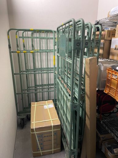 カゴ台車譲ります（先着の方と現在交渉中です。）