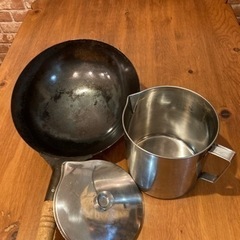 中華鍋と油ポット