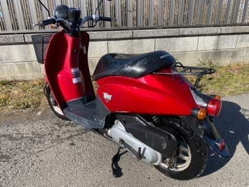 トゥデイ低燃費4ストモデル☆タイヤ・プラグなど新品交換☆オイルも交換済みで快調ですよ^_^50cc原付スクーター☆ ☆トゥデイ低燃費4ストモデル☆プラグ・グリップ・オイルなど新品交換^_