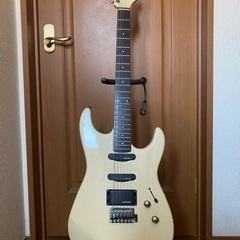 FERNANDES フェルナンデス ストラト エレキギター 中古...